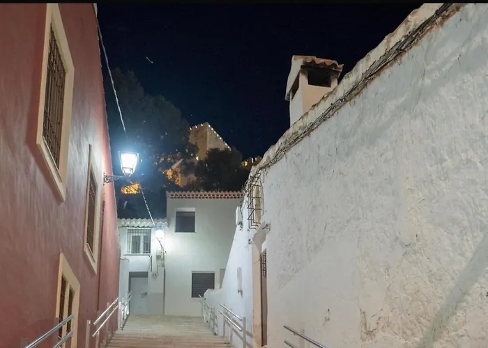 El Patio Del Castillo